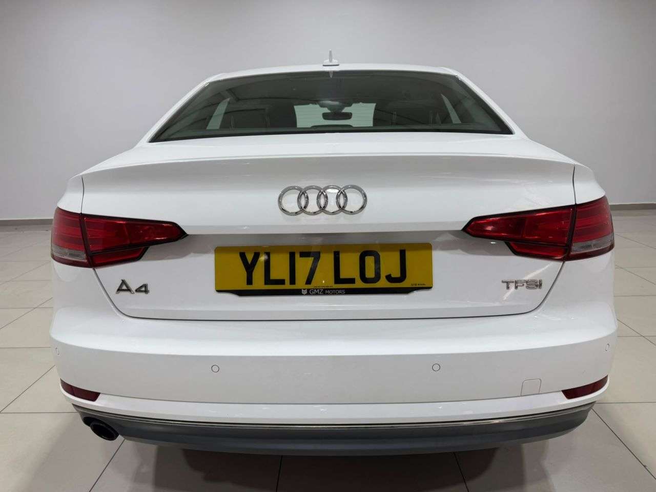 2017 AUDI A4 2017 AUDI A4
