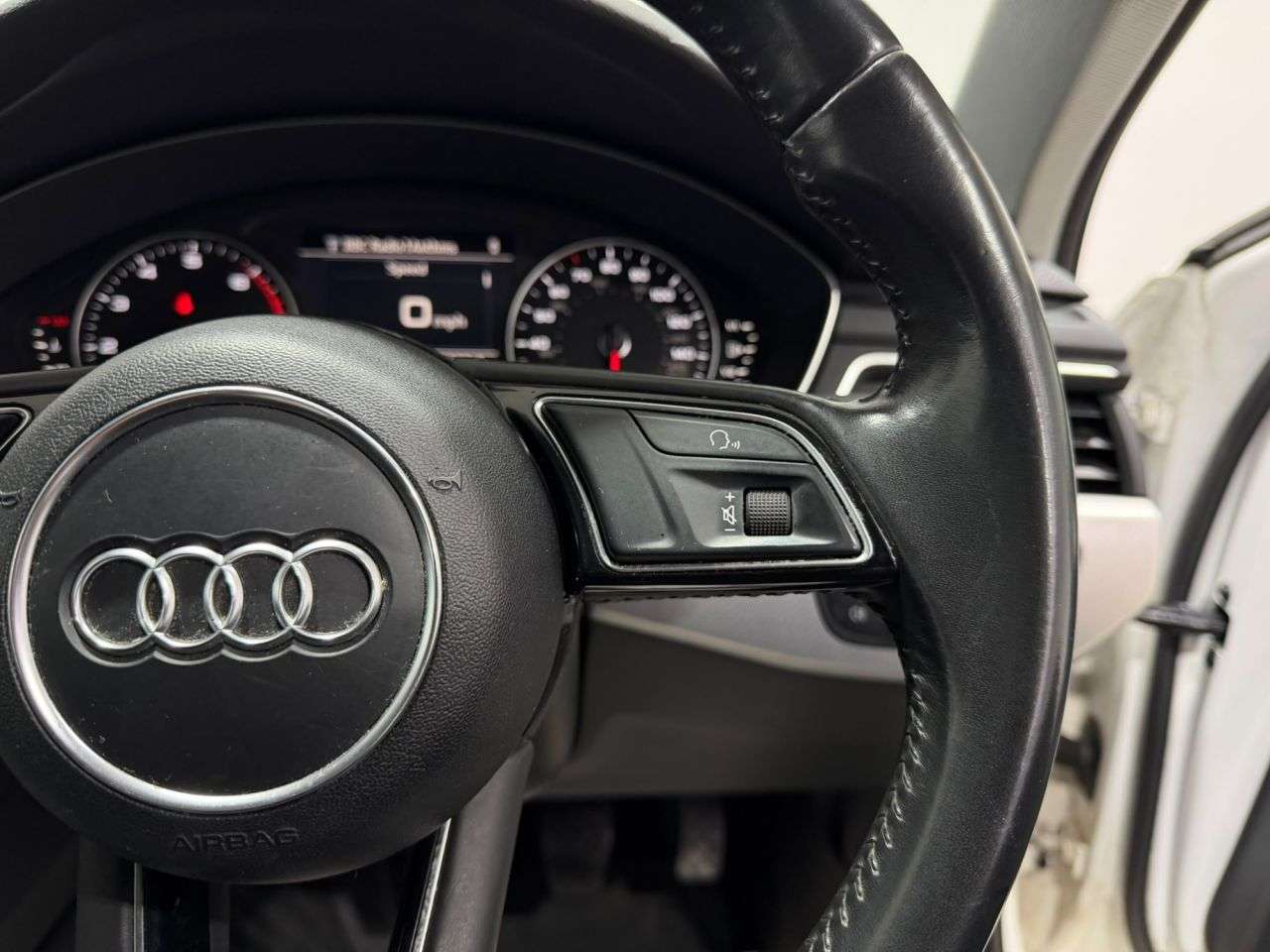 2017 AUDI A4 2017 AUDI A4