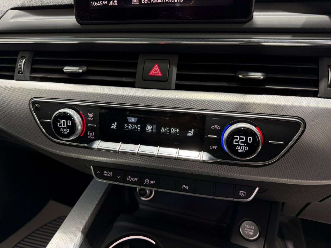 2017 AUDI A4 2017 AUDI A4