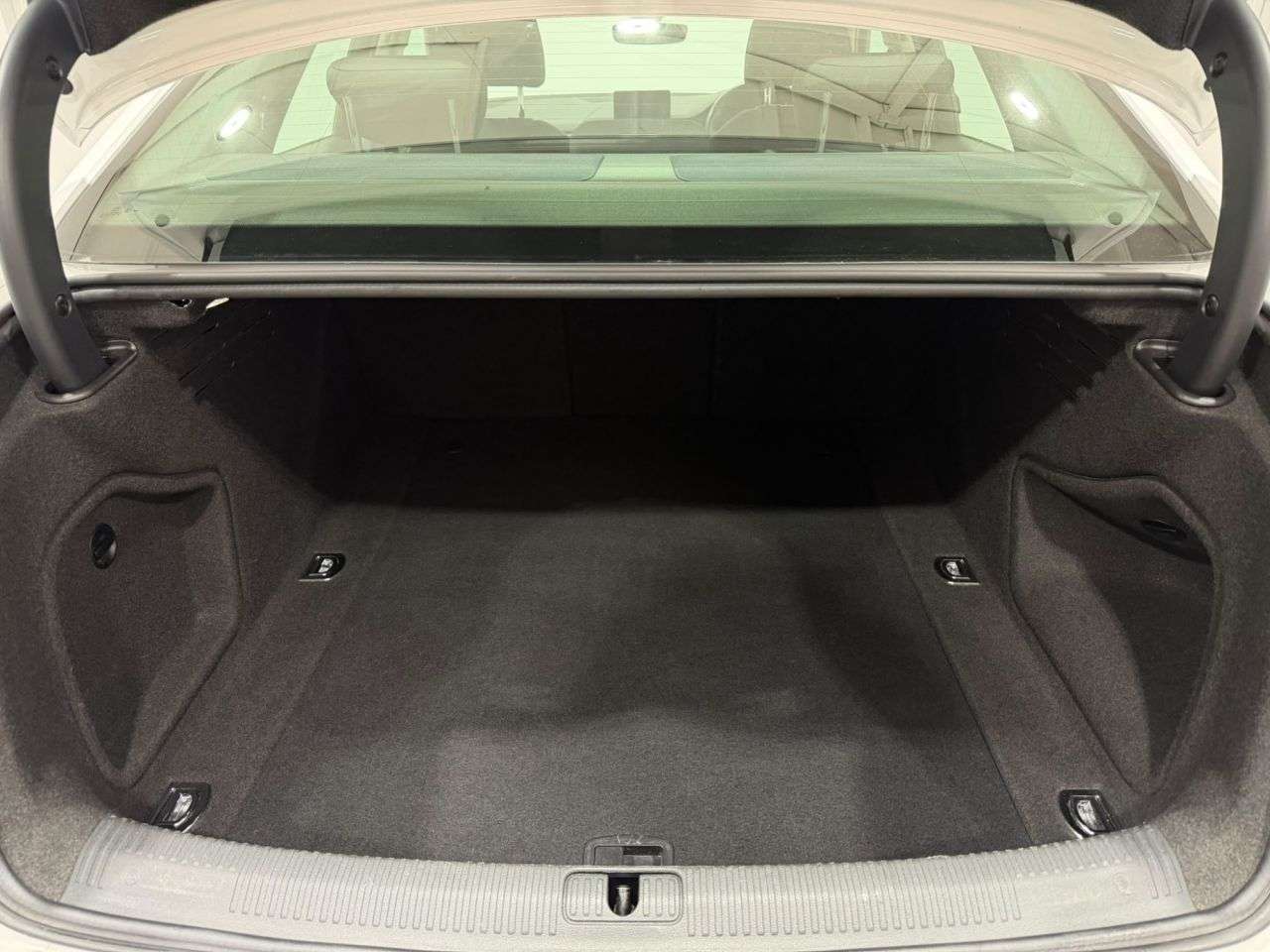 2017 AUDI A4 2017 AUDI A4