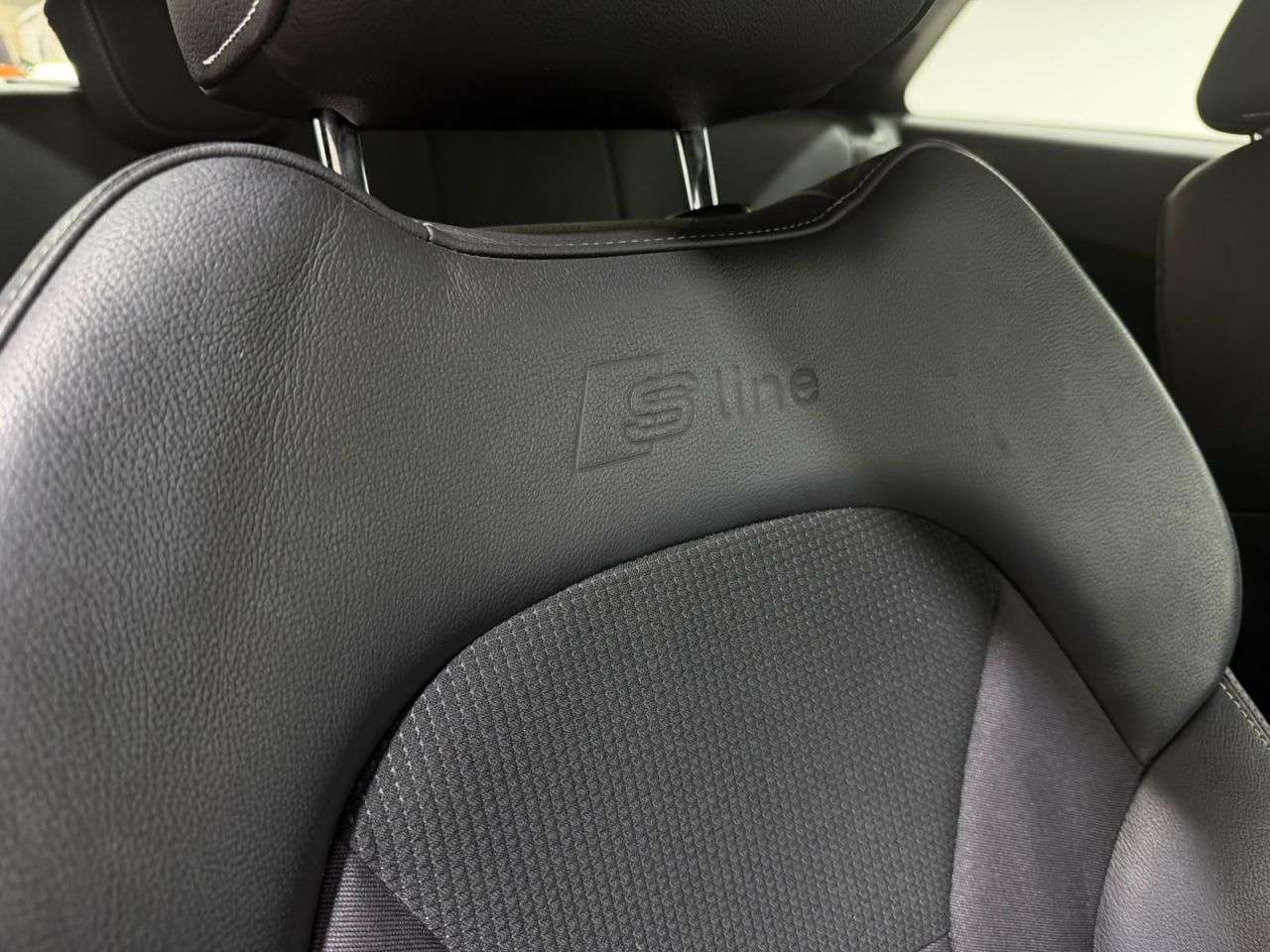 2016 AUDI A1 2016 AUDI A1