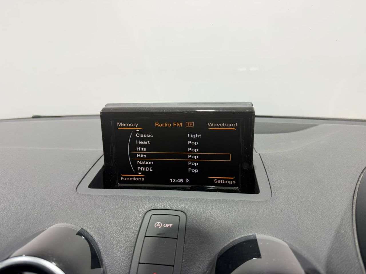 2016 AUDI A1 2016 AUDI A1