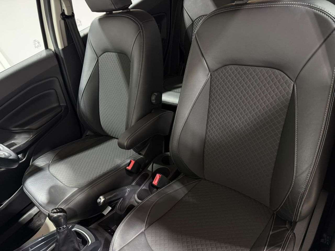 2016 FORD ECOSPORT 2016 FORD ECOSPORT