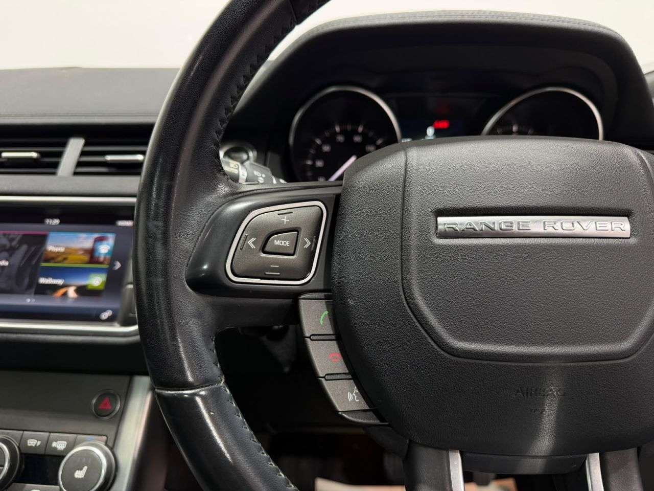 2018 LAND ROVER RANGE ROVER EVOQUE 2018 LAND ROVER RANGE ROVER EVOQUE