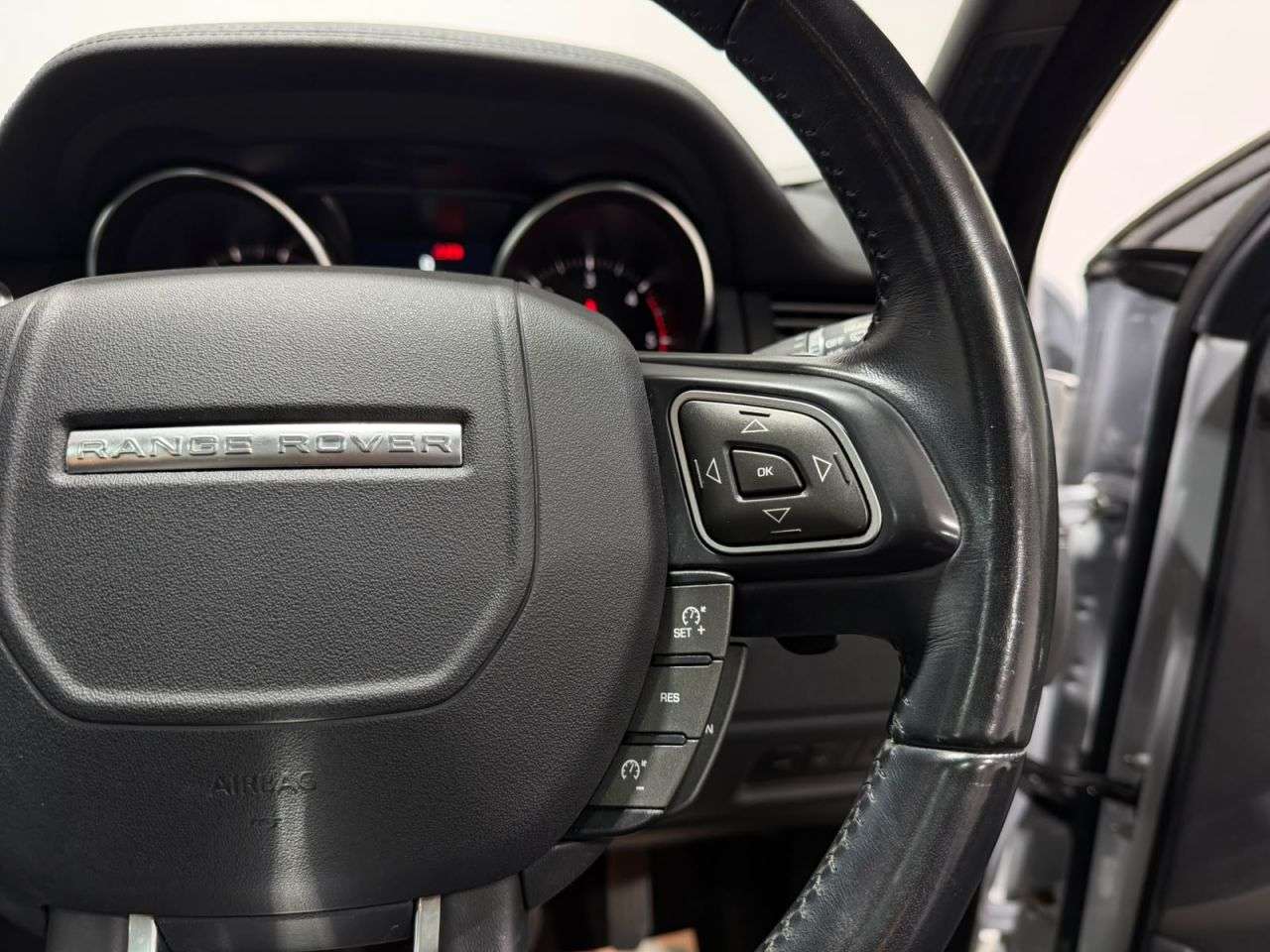 2018 LAND ROVER RANGE ROVER EVOQUE 2018 LAND ROVER RANGE ROVER EVOQUE
