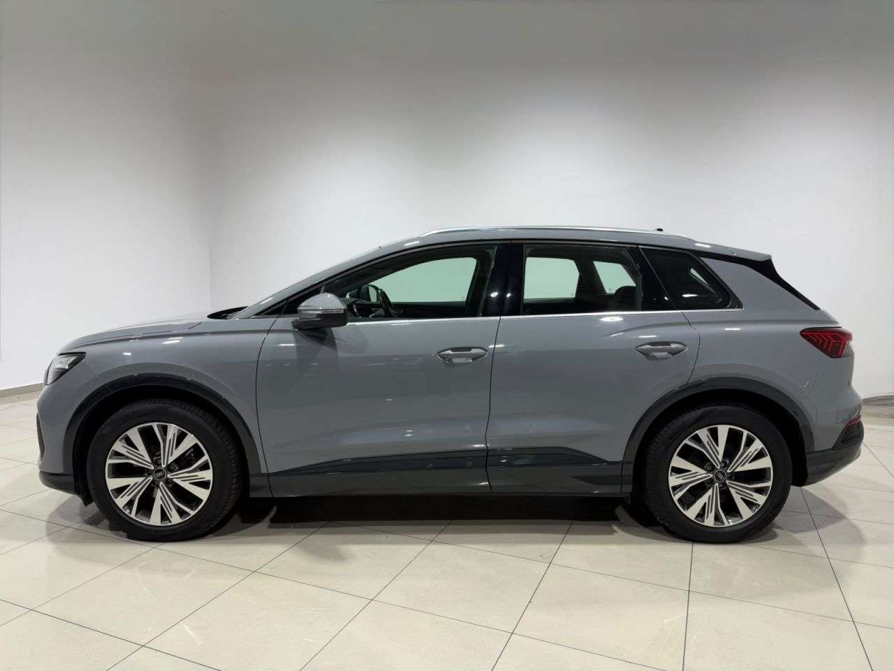2023 AUDI Q4 E-TRON 2023 AUDI Q4 E-TRON