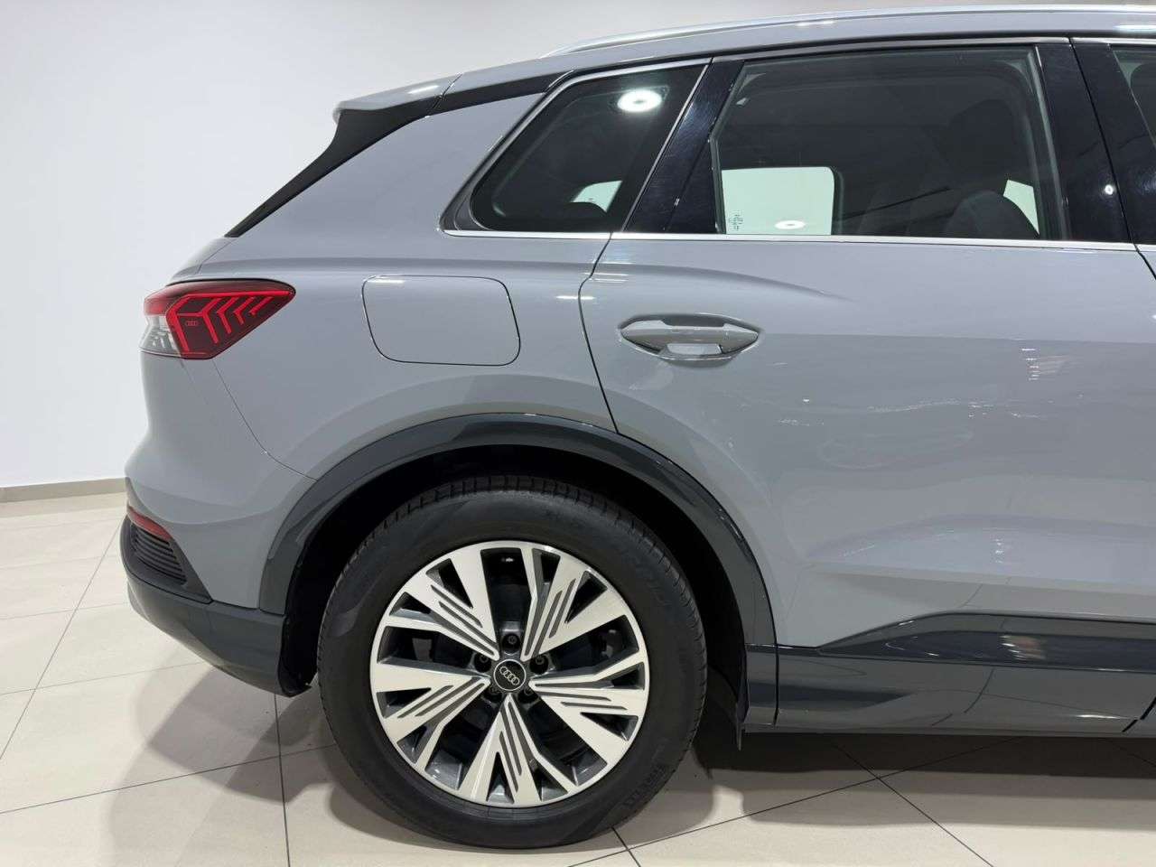 2023 AUDI Q4 E-TRON 2023 AUDI Q4 E-TRON