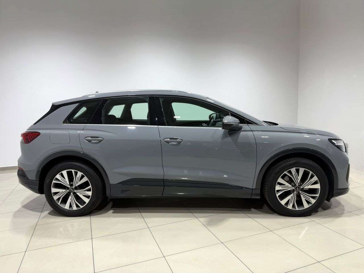 2023 AUDI Q4 E-TRON 2023 AUDI Q4 E-TRON