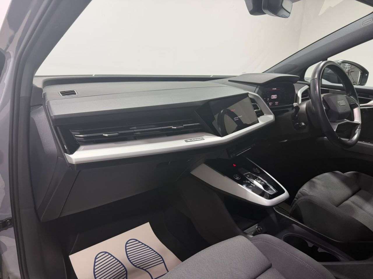 2023 AUDI Q4 E-TRON 2023 AUDI Q4 E-TRON