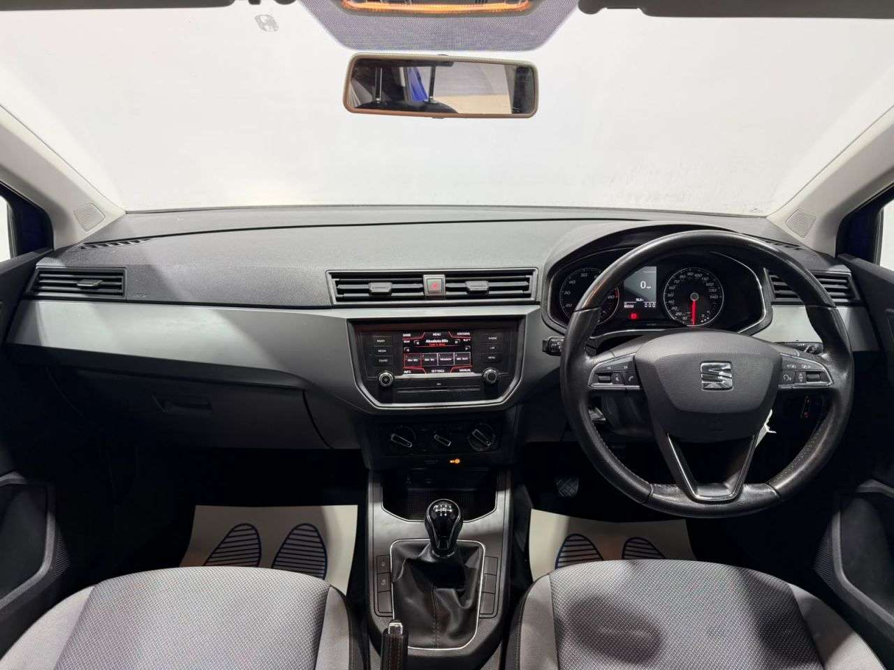 A 2017 SEAT IBIZA 1.0 MPI SE Hatchback 5dr Petrol Manual Euro 6 (s/s) (75 ps) NATIONWIDE DELI A 2017 SEAT IBIZA 1.0 MPI SE Hatchback 5dr Petrol Manual Euro 6 (s/s) (75 ps) NATIONWIDE DELI