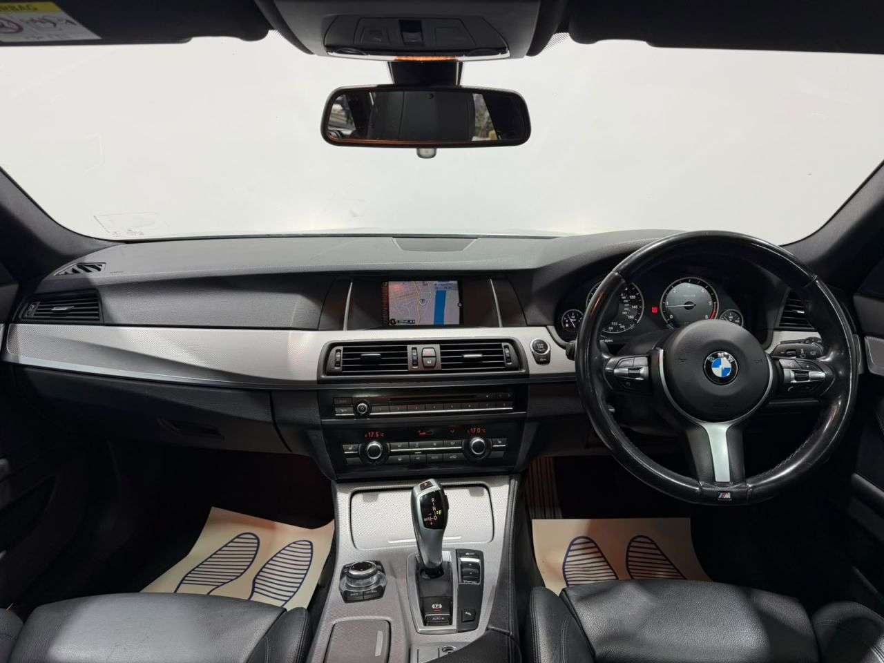 A 2015 BMW 5 SERIES 2.0 520d M Sport Touring 5dr Diesel Auto Euro 6 (s/s) (190 ps) NATIONWIDE D A 2015 BMW 5 SERIES 2.0 520d M Sport Touring 5dr Diesel Auto Euro 6 (s/s) (190 ps) NATIONWIDE D