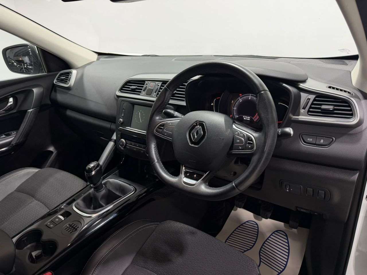 2016 RENAULT KADJAR 2016 RENAULT KADJAR
