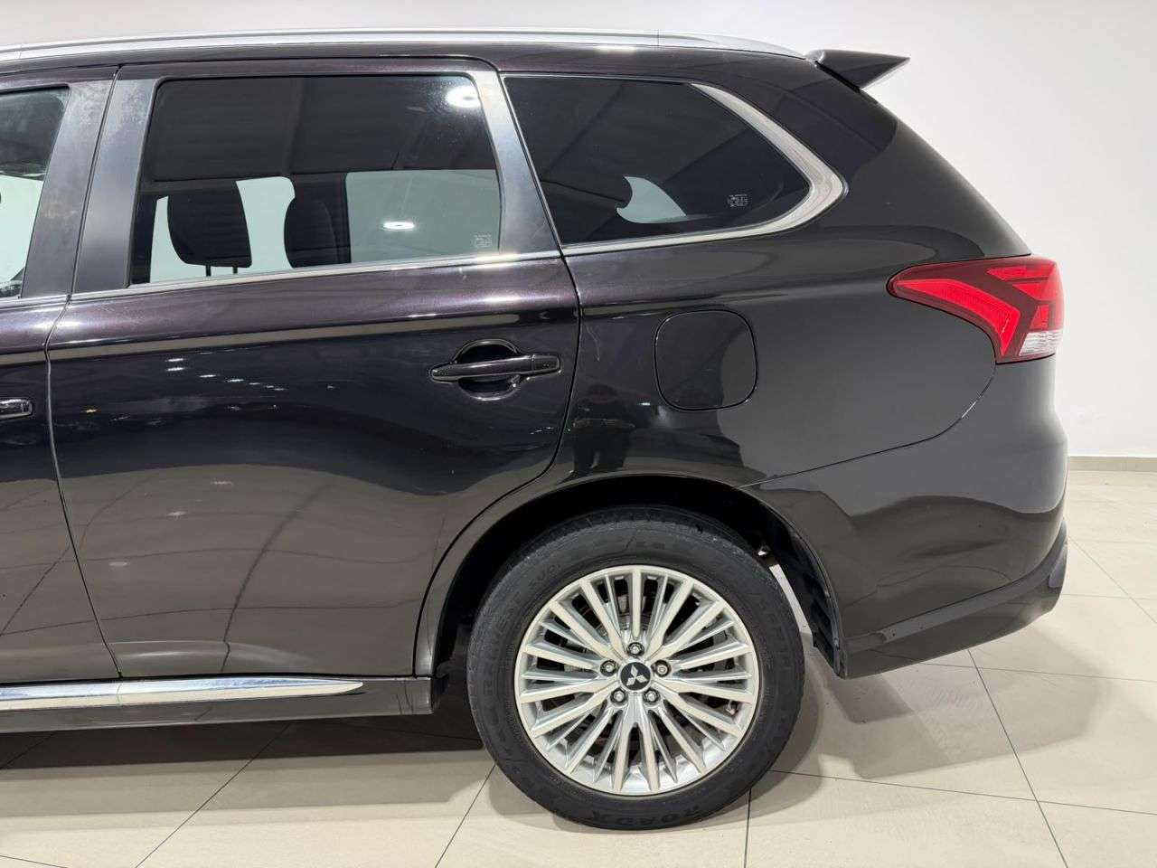 2019 MITSUBISHI OUTLANDER 2019 MITSUBISHI OUTLANDER