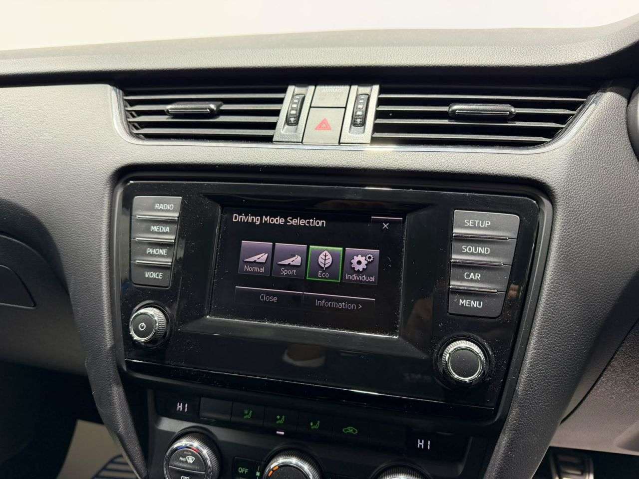 2014 SKODA OCTAVIA 2014 SKODA OCTAVIA