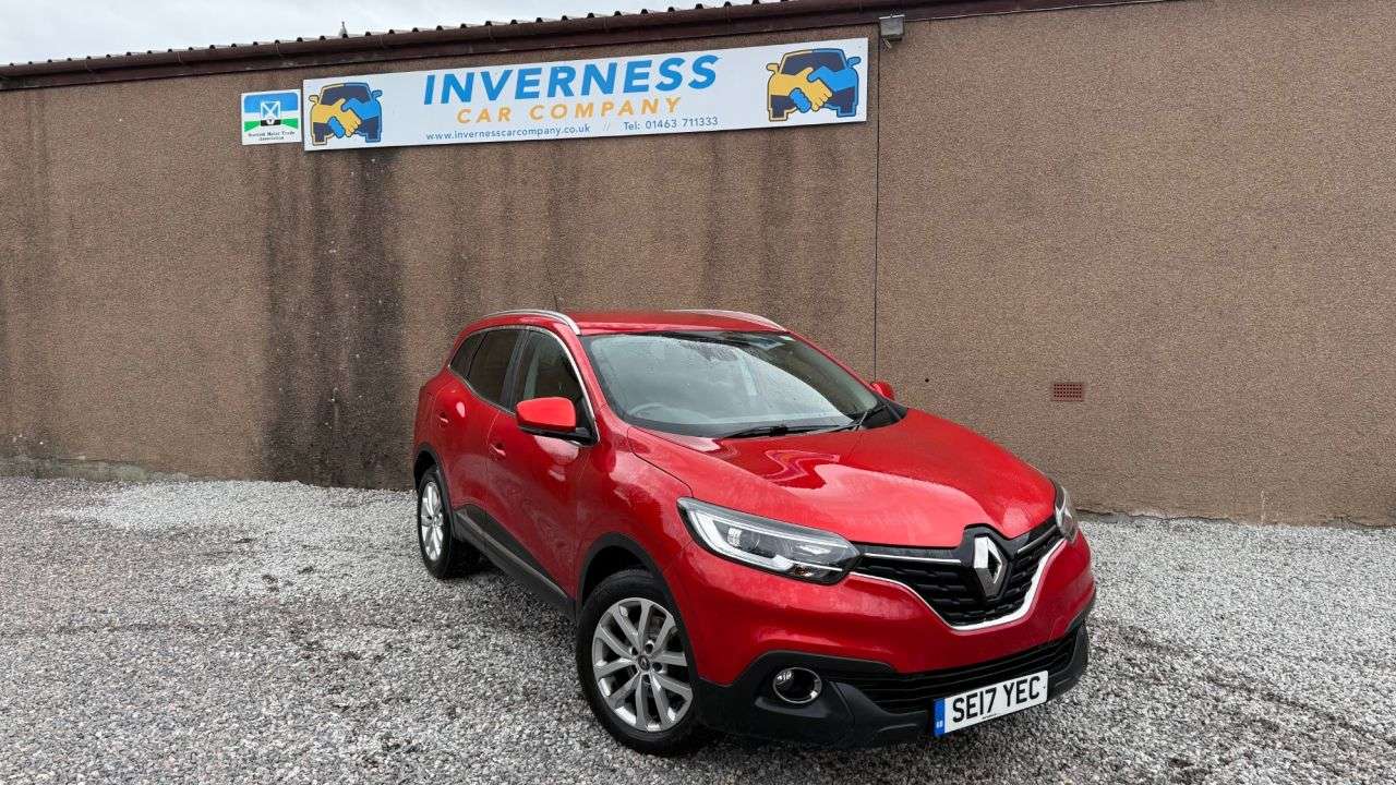 A 2017 RENAULT KADJAR 1.2 TCe Dynamique Nav SUV 5dr Petrol Manual Euro 6 (s/s) (130 ps) A 2017 RENAULT KADJAR 1.2 TCe Dynamique Nav SUV 5dr Petrol Manual Euro 6 (s/s) (130 ps)