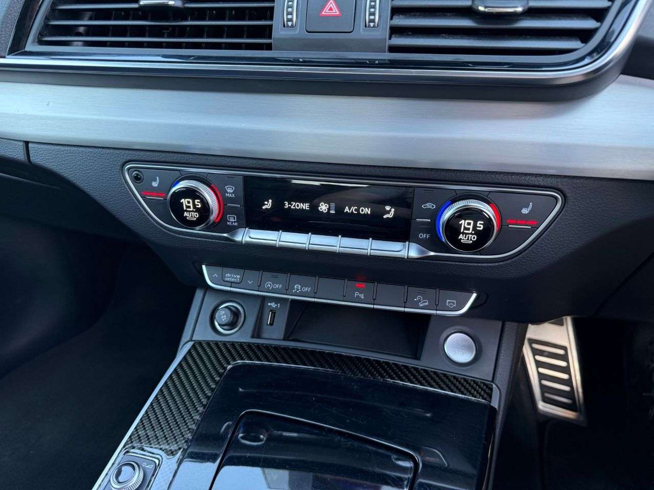 2021 AUDI Q5 2021 AUDI Q5