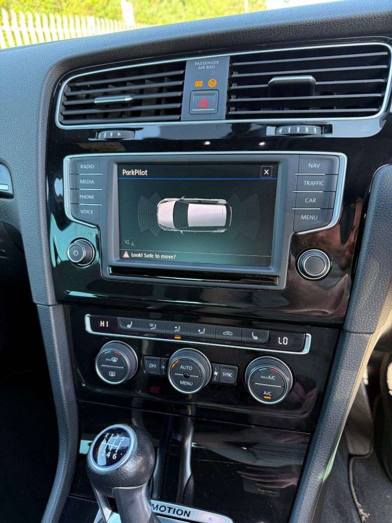2016 VOLKSWAGEN GOLF 2016 VOLKSWAGEN GOLF