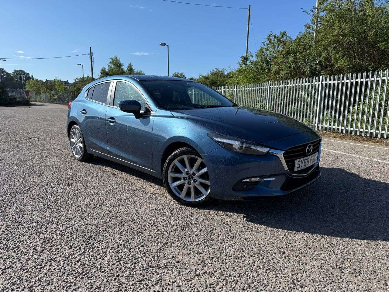 A 2018 MAZDA MAZDA3 2.0 SKYACTIV-G Sport Nav Hatchback 5dr Petrol Manual Euro 6 (s/s) (121 ps) A 2018 MAZDA MAZDA3 2.0 SKYACTIV-G Sport Nav Hatchback 5dr Petrol Manual Euro 6 (s/s) (121 ps)
