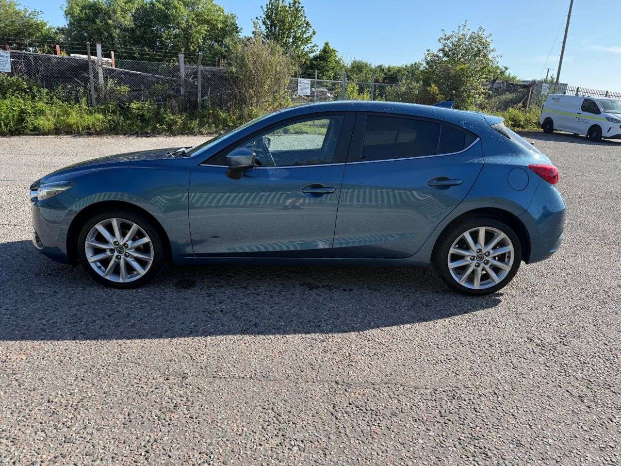 2018 MAZDA MAZDA3 2018 MAZDA MAZDA3