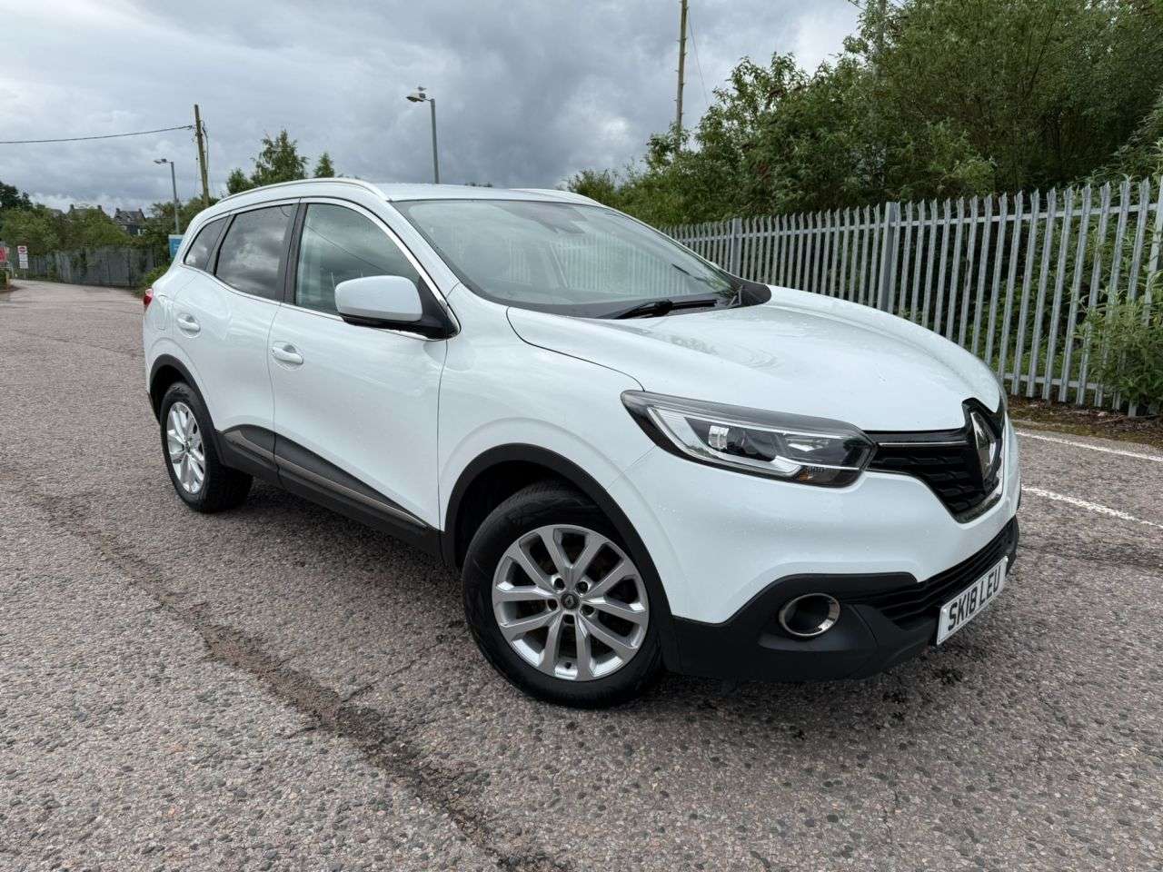 A 2018 RENAULT KADJAR 1.5 dCi Dynamique Nav SUV 5dr Diesel Manual Euro 6 (s/s) (110 ps) A 2018 RENAULT KADJAR 1.5 dCi Dynamique Nav SUV 5dr Diesel Manual Euro 6 (s/s) (110 ps)