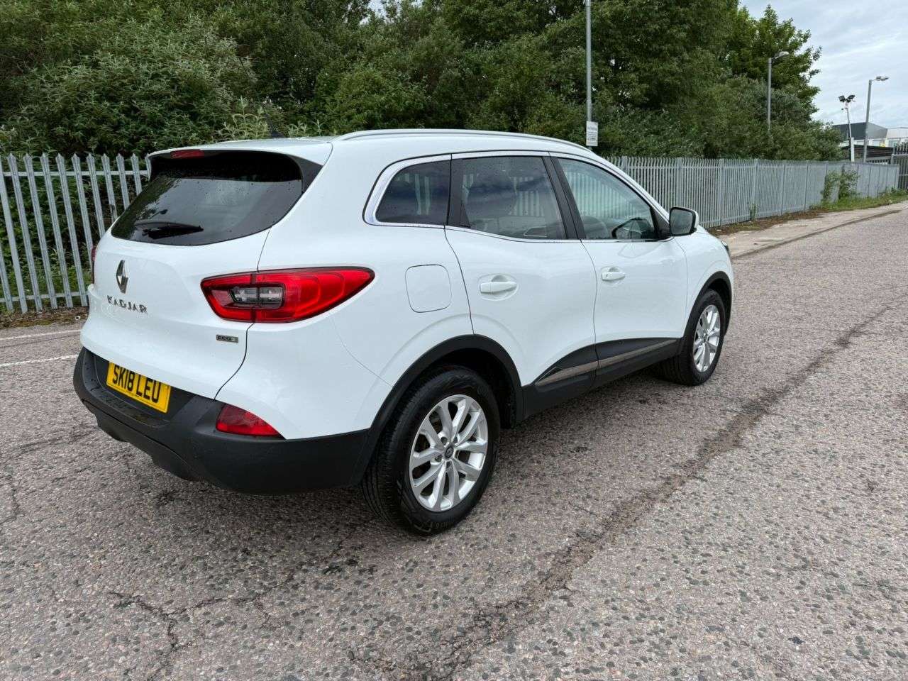 A 2018 RENAULT KADJAR 1.5 dCi Dynamique Nav SUV 5dr Diesel Manual Euro 6 (s/s) (110 ps) A 2018 RENAULT KADJAR 1.5 dCi Dynamique Nav SUV 5dr Diesel Manual Euro 6 (s/s) (110 ps)