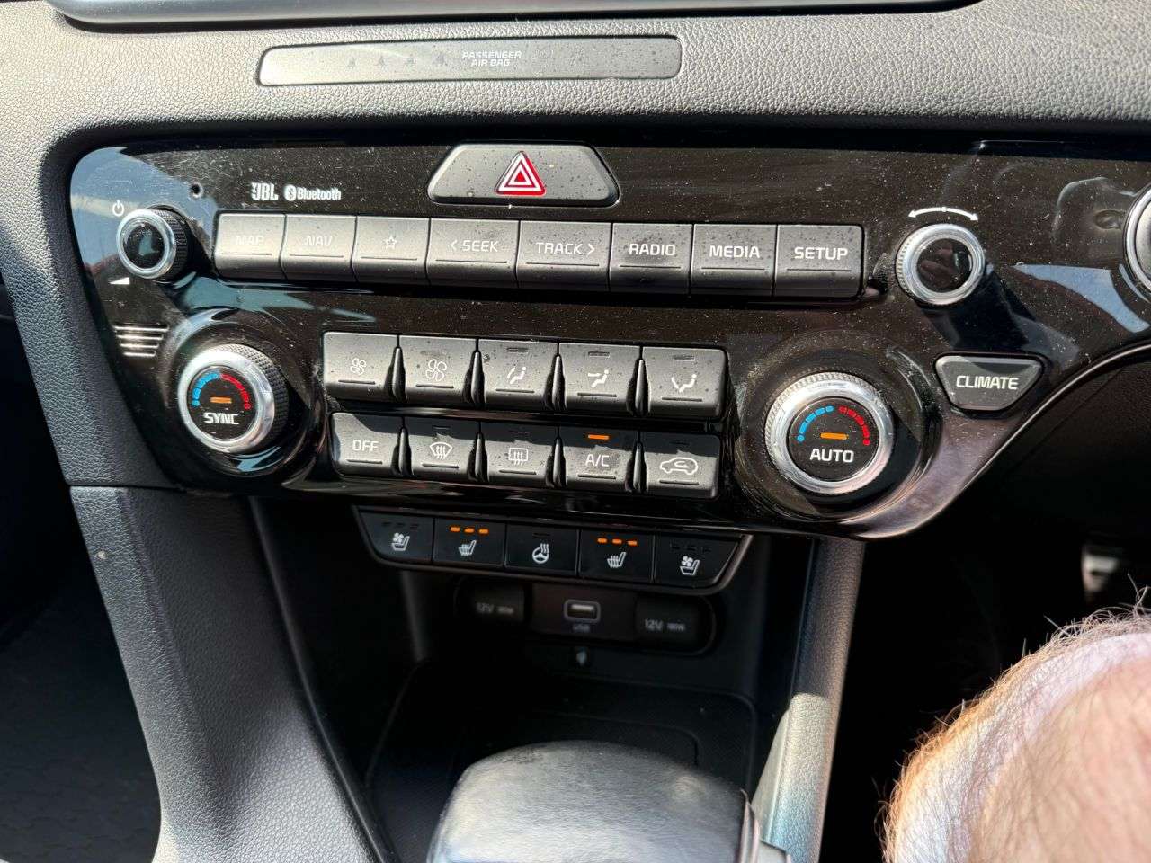 2020 KIA SPORTAGE 2020 KIA SPORTAGE