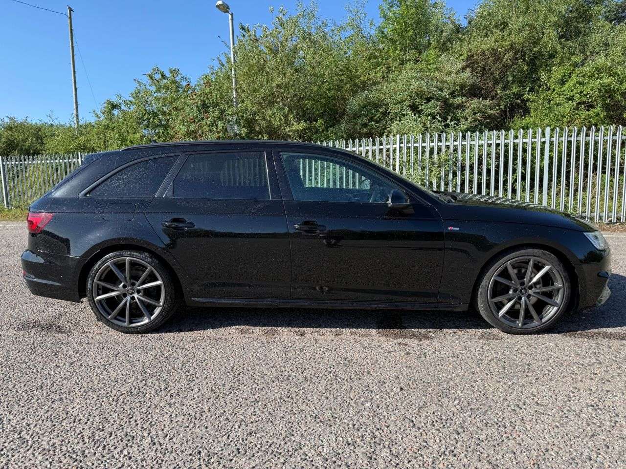 A 2018 AUDI A4 AVANT 1.4 TFSI Black Edition Estate 5dr Petrol Manual Euro 6 (s/s) (150 ps) A 2018 AUDI A4 AVANT 1.4 TFSI Black Edition Estate 5dr Petrol Manual Euro 6 (s/s) (150 ps)