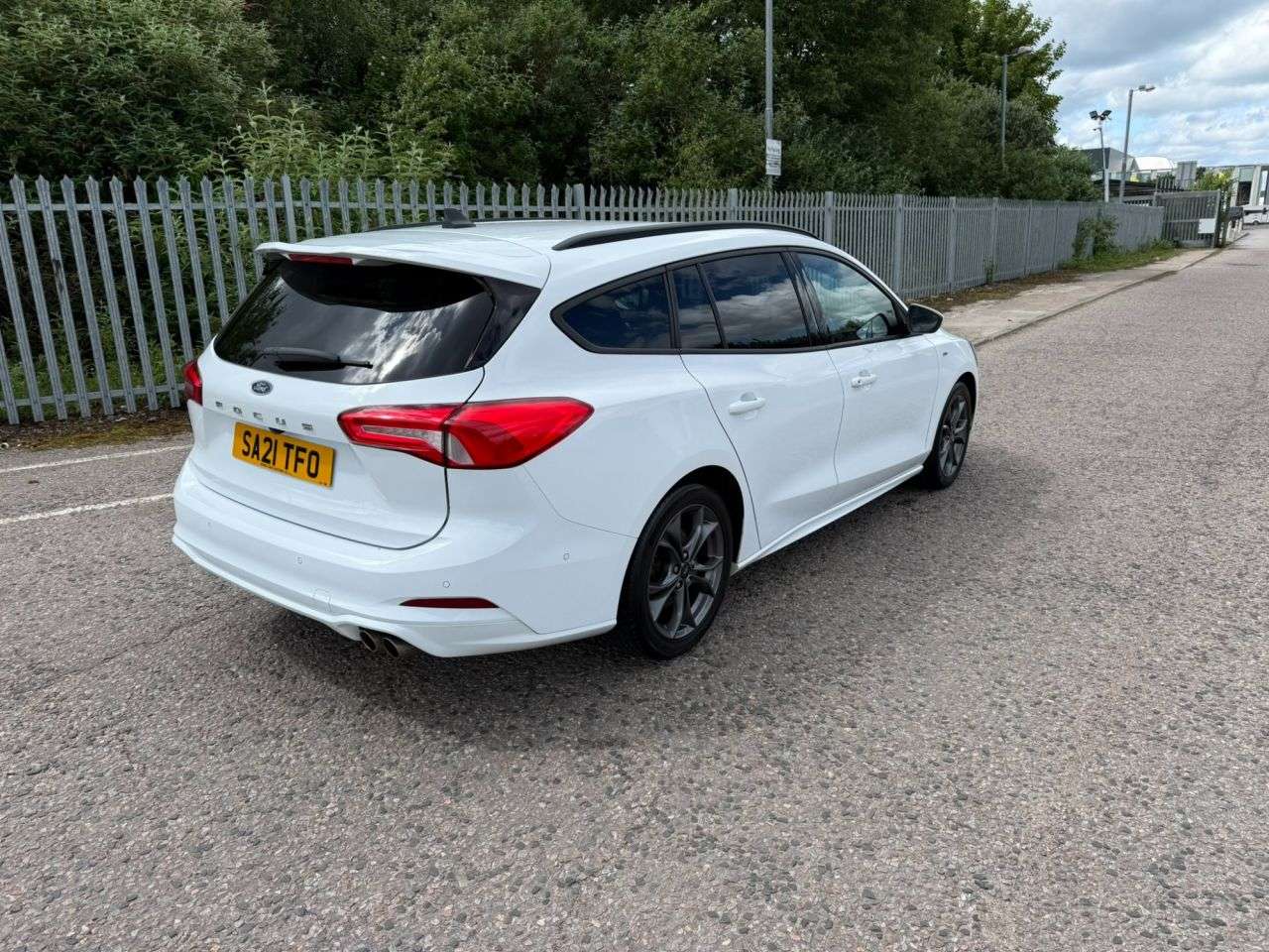 A 2021 FORD FOCUS 1.5 EcoBlue ST-Line Estate 5dr Diesel Manual Euro 6 (s/s) (120 ps) A 2021 FORD FOCUS 1.5 EcoBlue ST-Line Estate 5dr Diesel Manual Euro 6 (s/s) (120 ps)