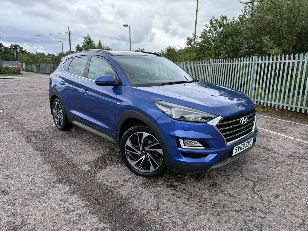 A 2019 HYUNDAI TUCSON 2.0 CRDi MHEV Premium SE SUV 5dr Diesel Hybrid Auto 4WD Euro 6 (s/s) (185 p A 2019 HYUNDAI TUCSON 2.0 CRDi MHEV Premium SE SUV 5dr Diesel Hybrid Auto 4WD Euro 6 (s/s) (185 p