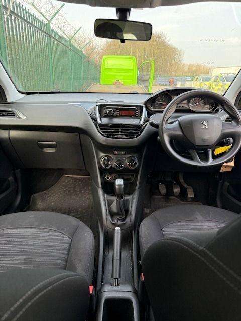 2018 PEUGEOT 208 2018 PEUGEOT 208