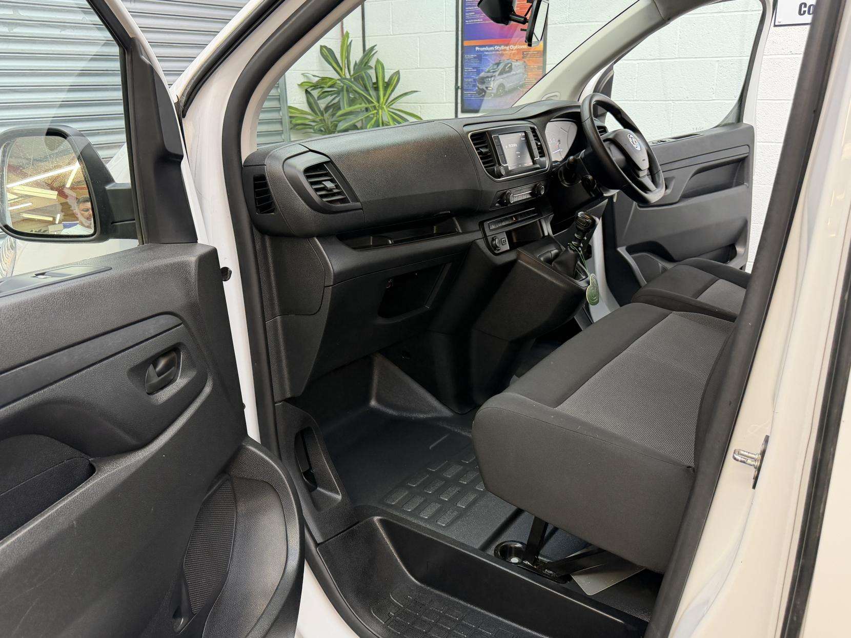 2023 VAUXHALL VIVARO 2023 VAUXHALL VIVARO