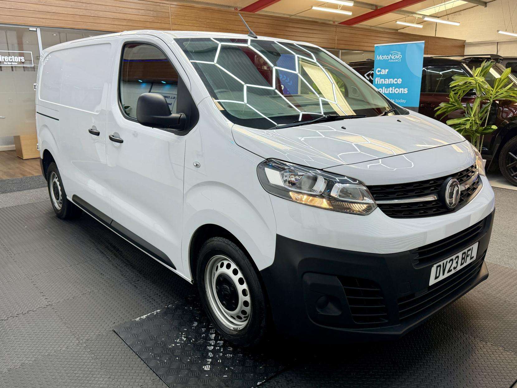 2023 VAUXHALL VIVARO 2023 VAUXHALL VIVARO