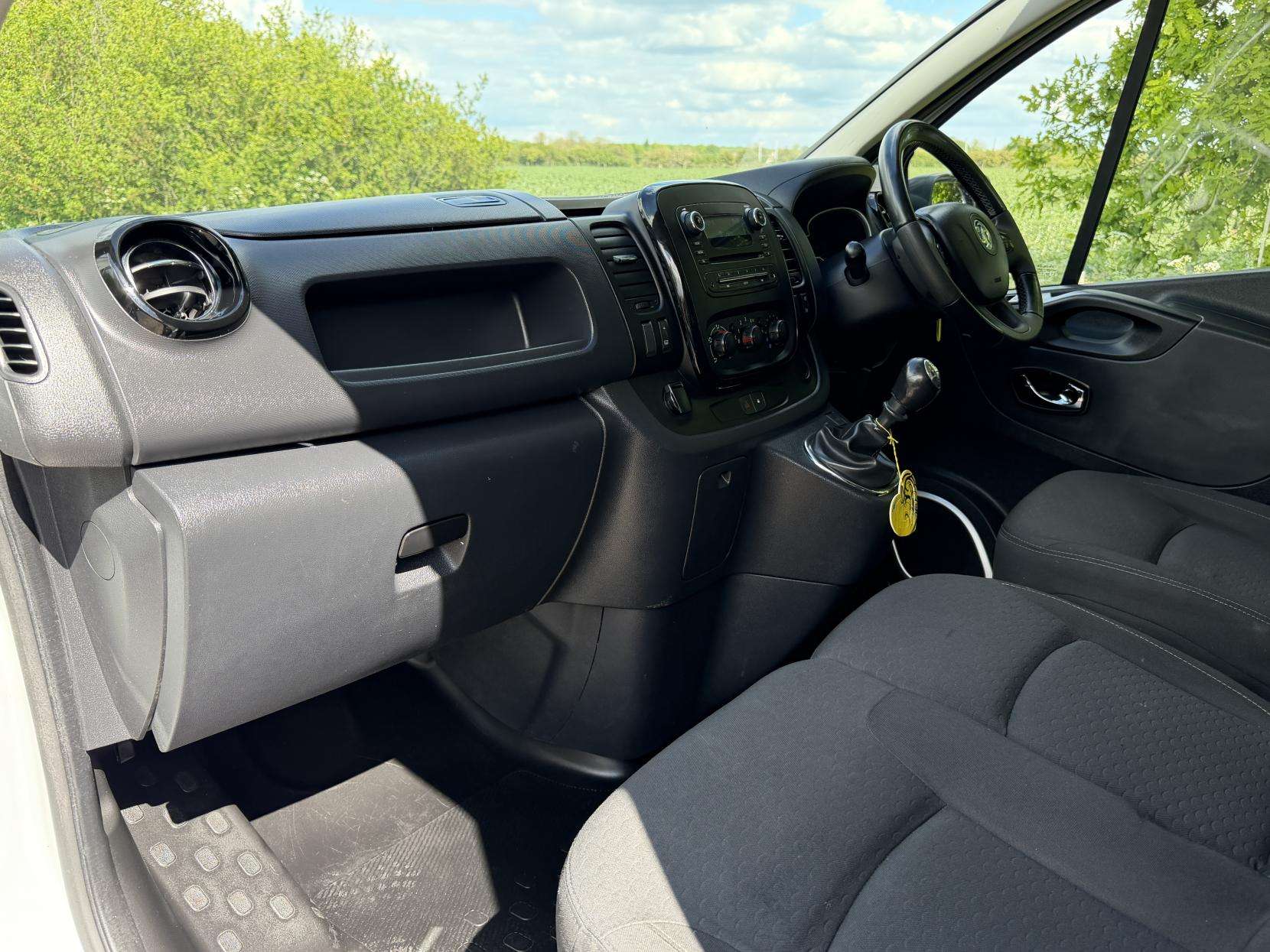 2018 VAUXHALL VIVARO 2018 VAUXHALL VIVARO