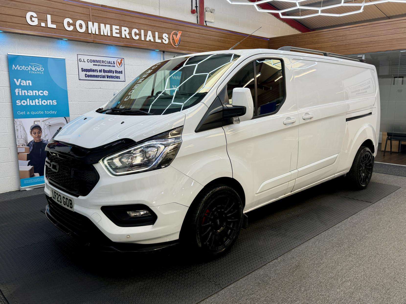 A 2023 FORD TRANSIT CUSTOM 2.0 300 EcoBlue Limited Panel Van 5dr Diesel Manual L2 H1 Euro 6 (s/s) (130 ps) A 2023 FORD TRANSIT CUSTOM 2.0 300 EcoBlue Limited Panel Van 5dr Diesel Manual L2 H1 Euro 6 (s/s) (130 ps)