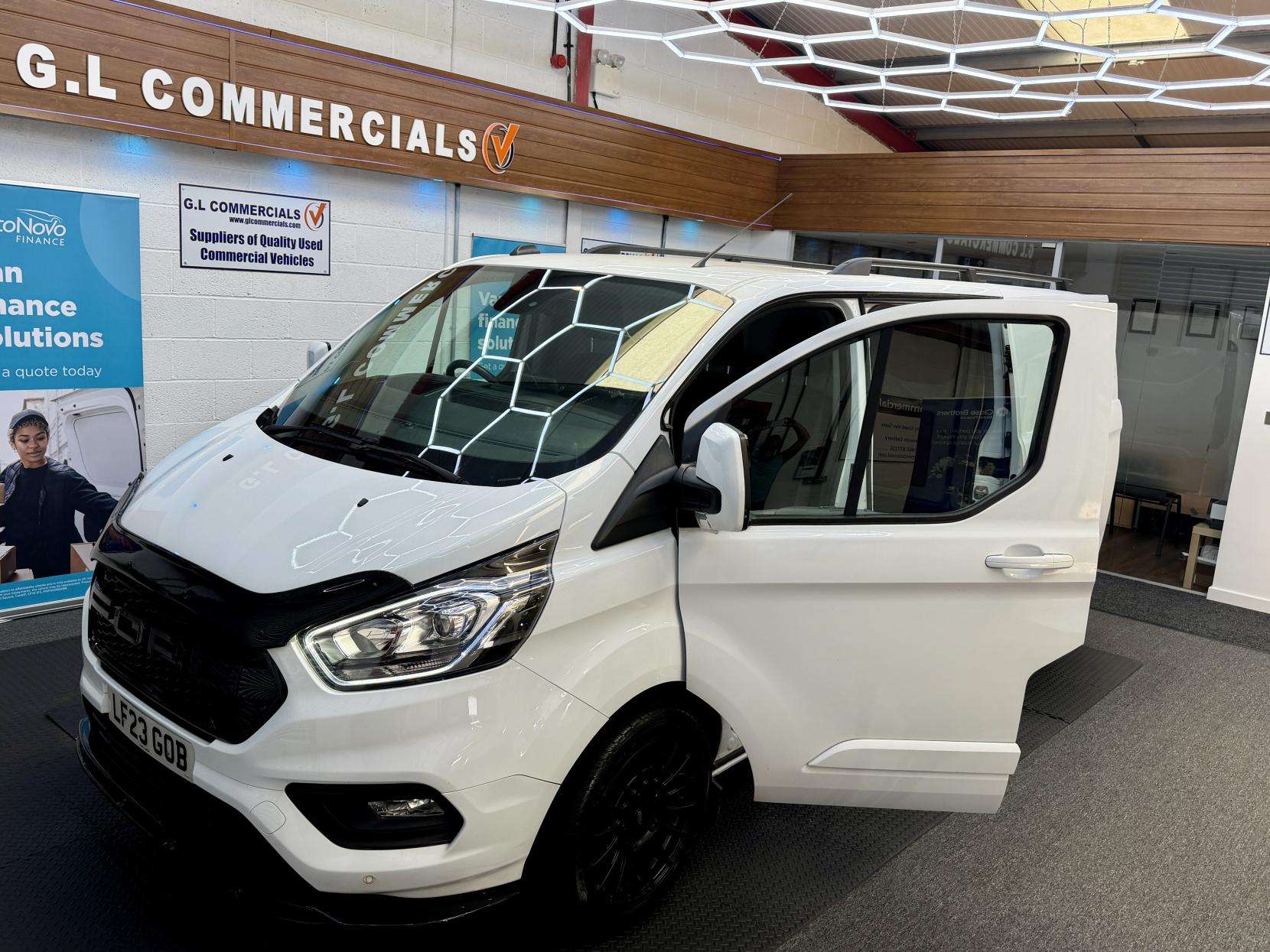A 2023 FORD TRANSIT CUSTOM 2.0 300 EcoBlue Limited Panel Van 5dr Diesel Manual L2 H1 Euro 6 (s/s) (130 ps) A 2023 FORD TRANSIT CUSTOM 2.0 300 EcoBlue Limited Panel Van 5dr Diesel Manual L2 H1 Euro 6 (s/s) (130 ps)