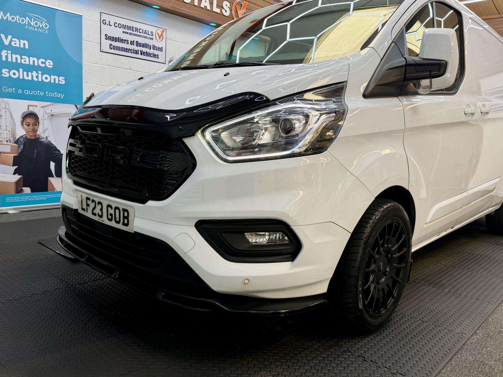 A 2023 FORD TRANSIT CUSTOM 2.0 300 EcoBlue Limited Panel Van 5dr Diesel Manual L2 H1 Euro 6 (s/s) (130 ps) A 2023 FORD TRANSIT CUSTOM 2.0 300 EcoBlue Limited Panel Van 5dr Diesel Manual L2 H1 Euro 6 (s/s) (130 ps)