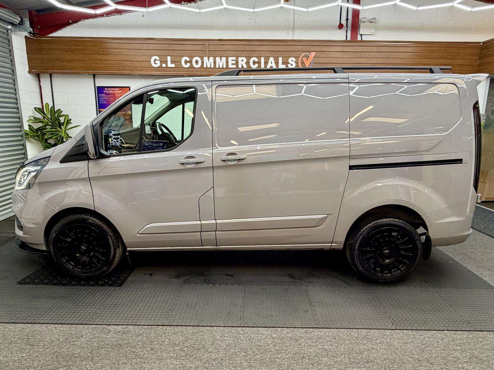 A 2022 FORD TRANSIT CUSTOM 2.0 280 EcoBlue Limited Panel Van 5dr Diesel Manual L1 H1 Euro 6 (s/s) (130 ps) A 2022 FORD TRANSIT CUSTOM 2.0 280 EcoBlue Limited Panel Van 5dr Diesel Manual L1 H1 Euro 6 (s/s) (130 ps)