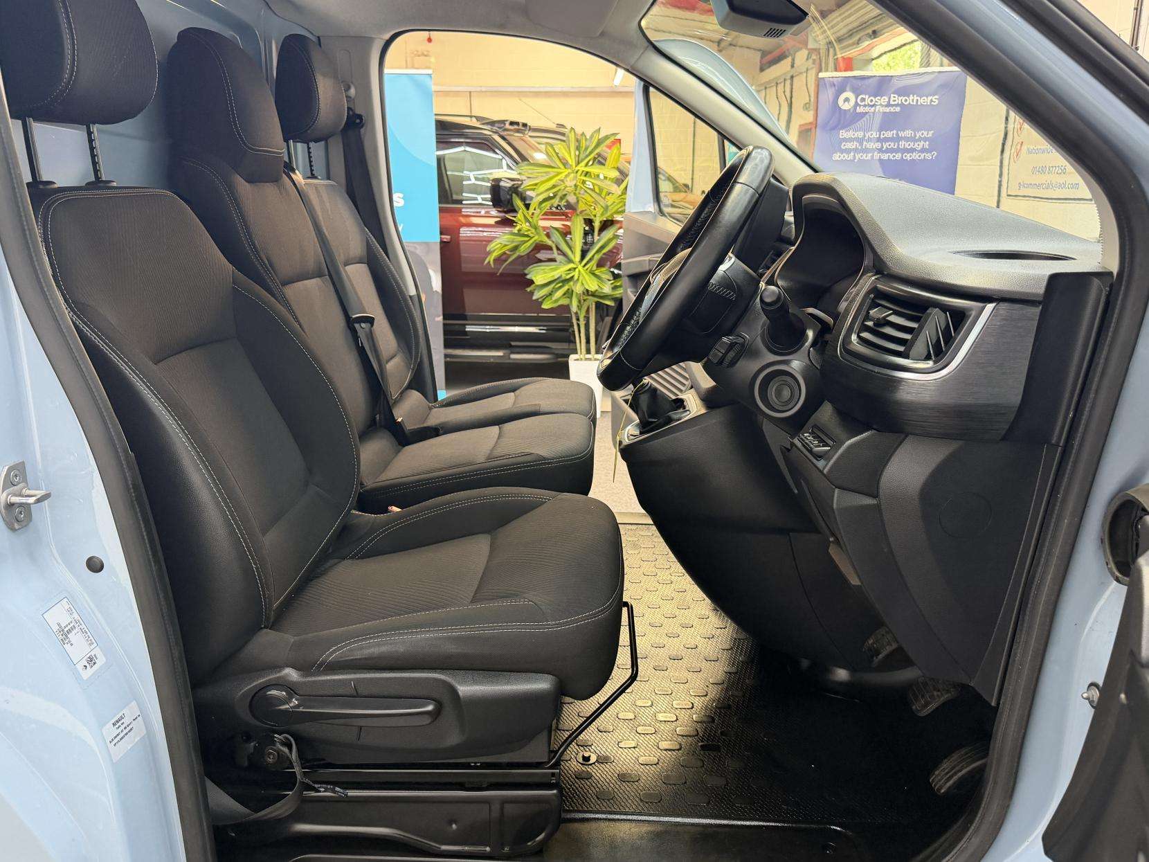 2023 RENAULT TRAFIC 2023 RENAULT TRAFIC
