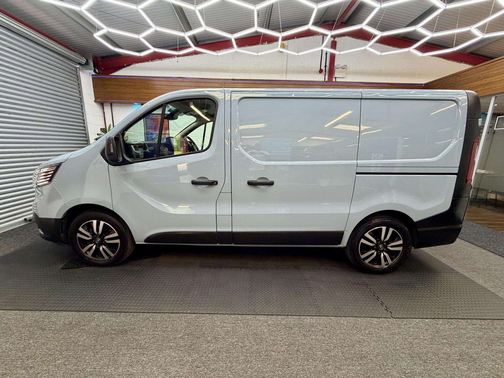 A 2023 RENAULT TRAFIC 2.0 dCi Blue SL28 Sport+ Panel Van 5dr Diesel Manual L1 H1 Euro 6 (s/s) (150 ps) A 2023 RENAULT TRAFIC 2.0 dCi Blue SL28 Sport+ Panel Van 5dr Diesel Manual L1 H1 Euro 6 (s/s) (150 ps)