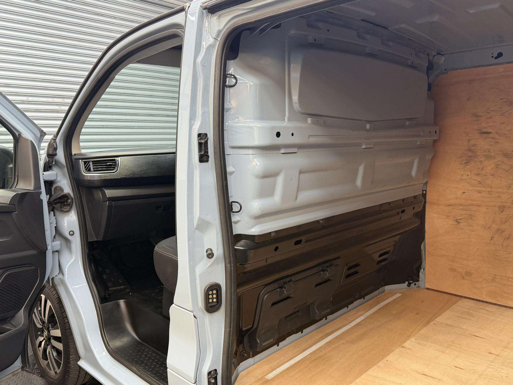 2023 RENAULT TRAFIC 2023 RENAULT TRAFIC