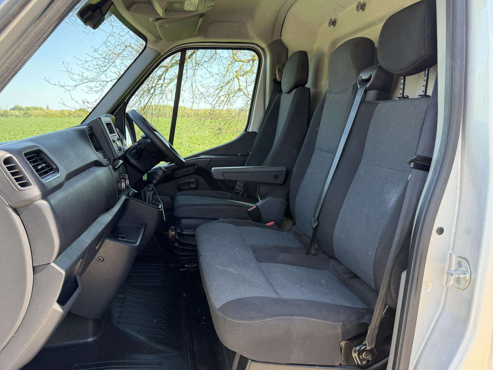 2023 RENAULT MASTER 2023 RENAULT MASTER