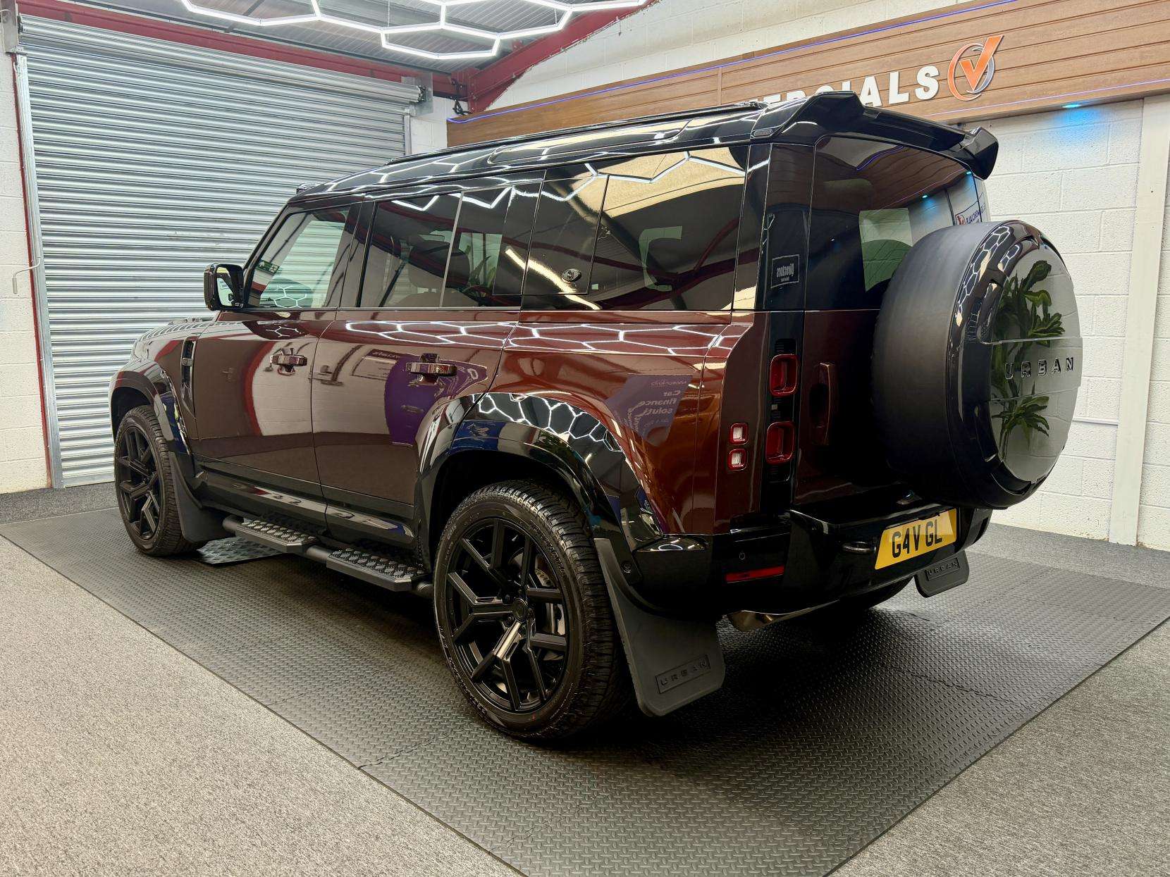 A 2025 LAND ROVER DEFENDER 110 3.0 D350 MHEV Sedona Edition SUV 5dr Diesel Auto 4WD Euro 6 (s/s) (350 ps) A 2025 LAND ROVER DEFENDER 110 3.0 D350 MHEV Sedona Edition SUV 5dr Diesel Auto 4WD Euro 6 (s/s) (350 ps)