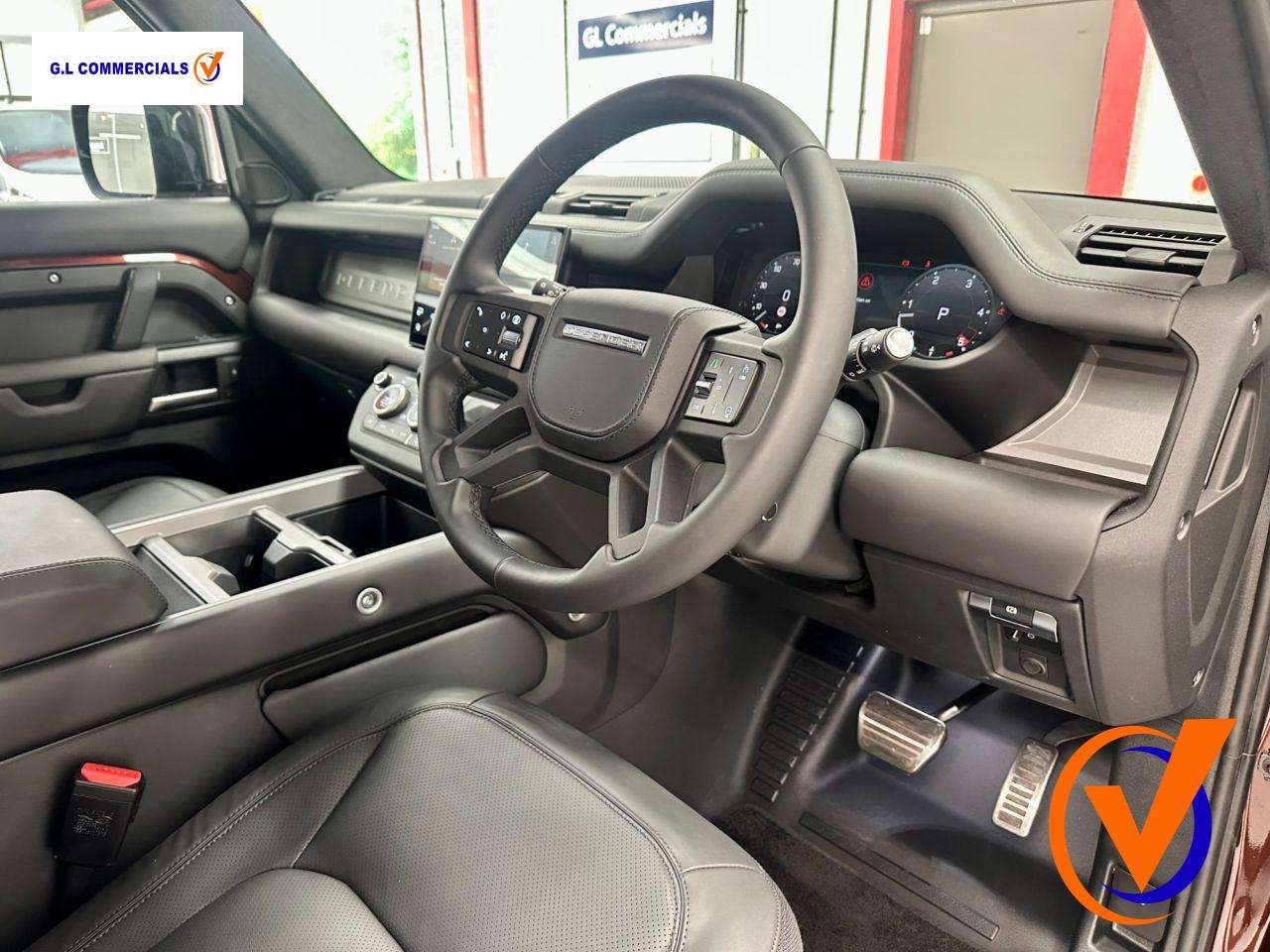 2025 LAND ROVER DEFENDER 110 2025 LAND ROVER DEFENDER 110