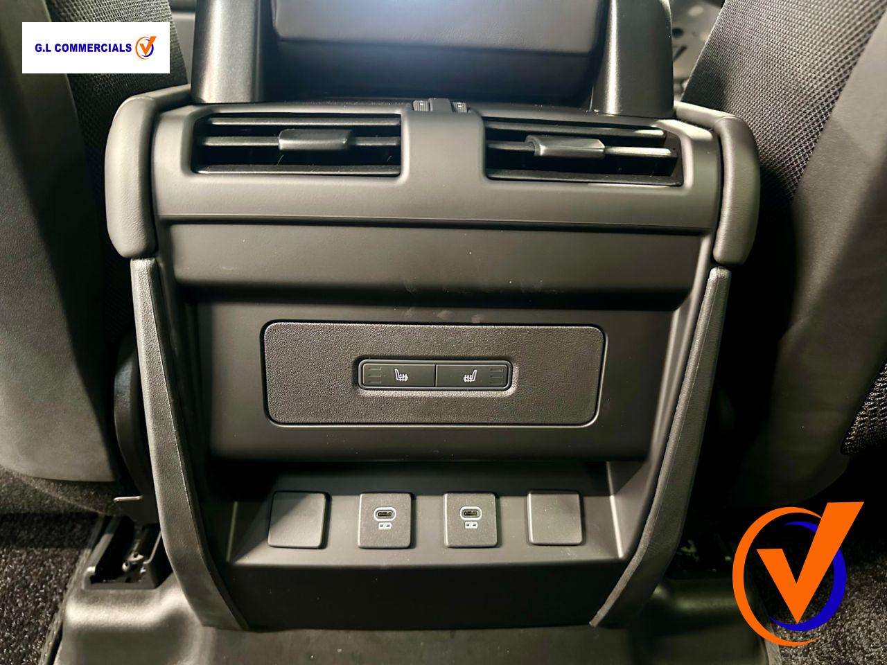 2025 LAND ROVER DEFENDER 110 2025 LAND ROVER DEFENDER 110