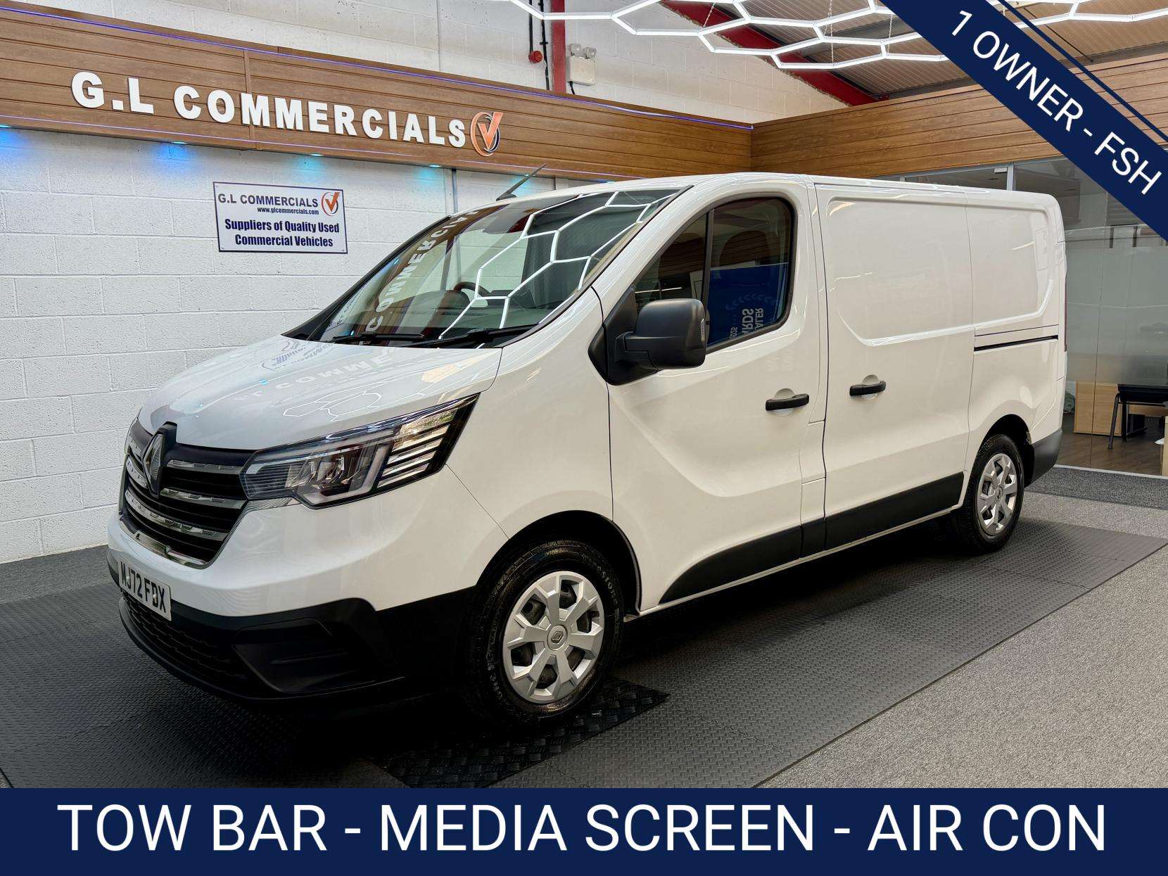 A 2022 RENAULT TRAFIC 2.0 dCi Blue SL28 Business+ L1 H1* AIR CON 19,962 * A 2022 RENAULT TRAFIC 2.0 dCi Blue SL28 Business+ L1 H1* AIR CON 19,962 *