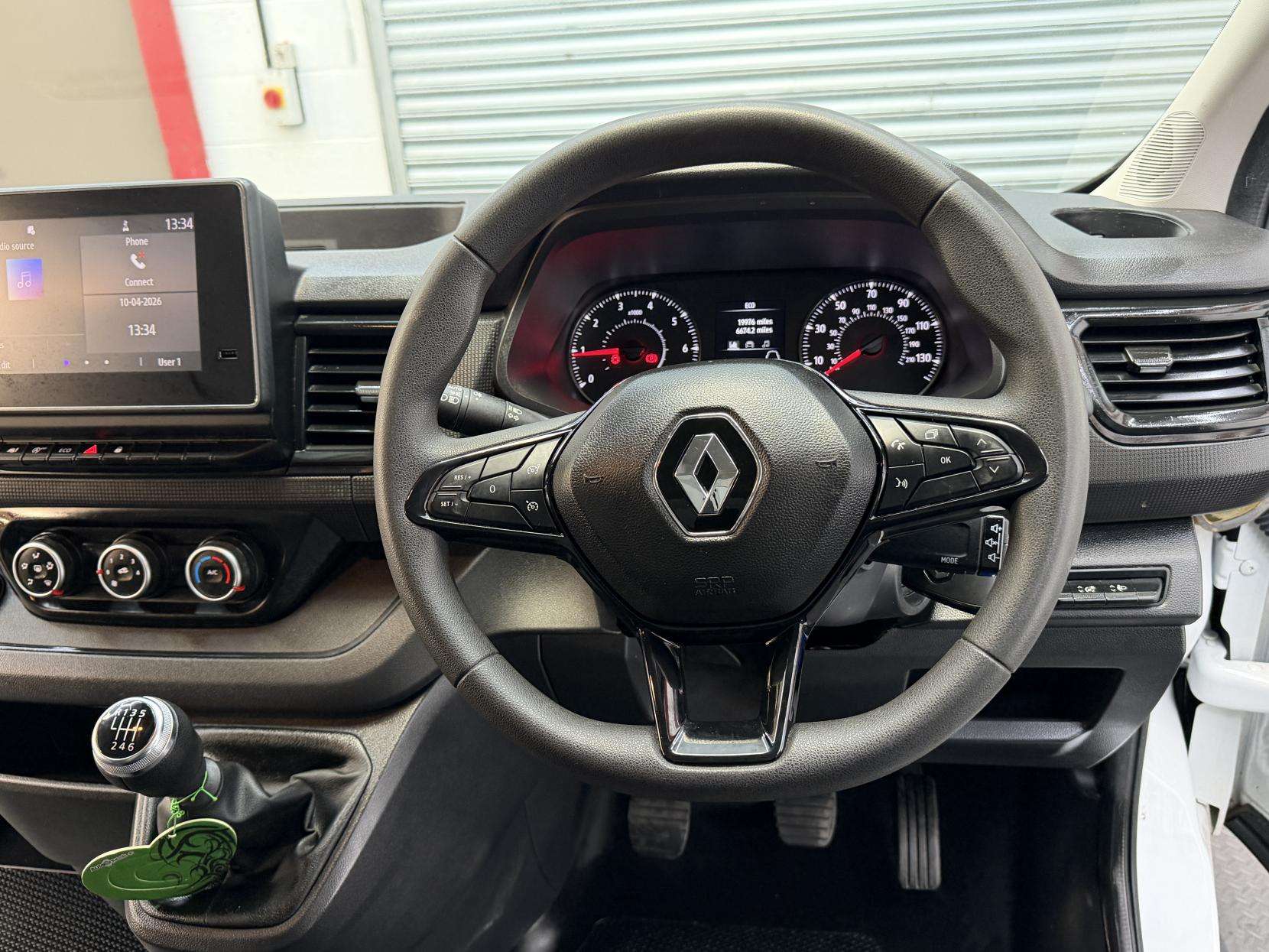 2022 RENAULT TRAFIC 2022 RENAULT TRAFIC