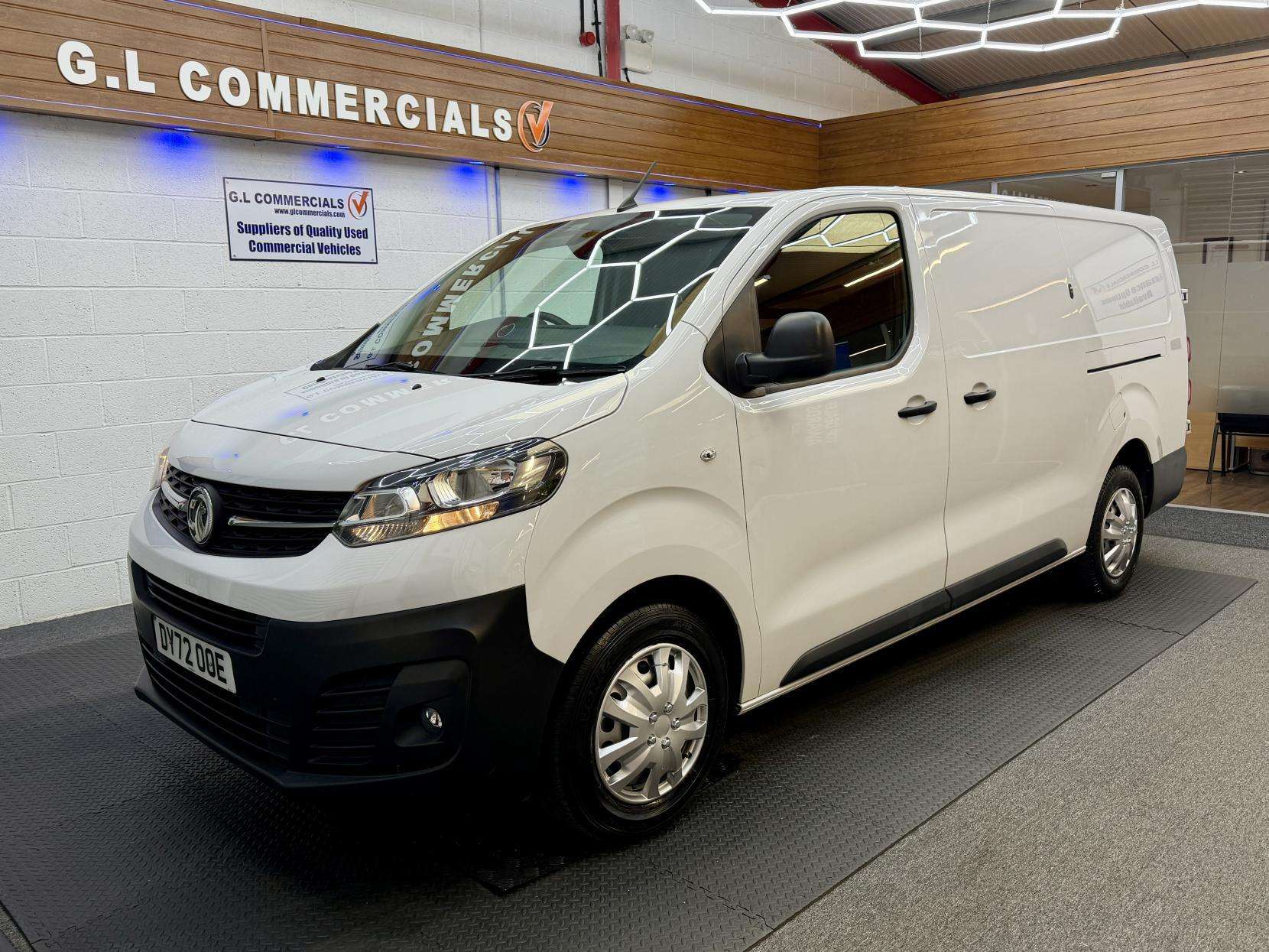 A 2022 VAUXHALL VIVARO 1.5 Turbo D 2900 Dynamic Panel Van 6dr Diesel Manual L2 H1 Euro 6 (s/s) (100 ps) A 2022 VAUXHALL VIVARO 1.5 Turbo D 2900 Dynamic Panel Van 6dr Diesel Manual L2 H1 Euro 6 (s/s) (100 ps)