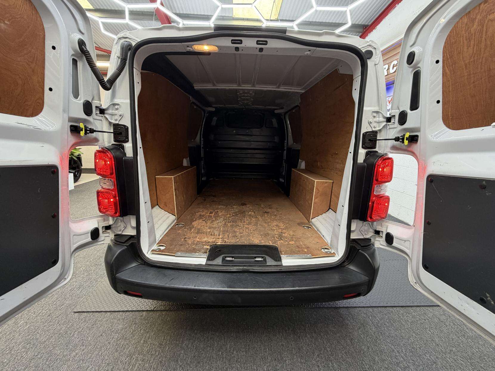 2022 VAUXHALL VIVARO 2022 VAUXHALL VIVARO