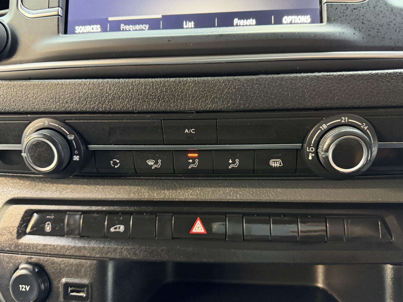 2022 VAUXHALL VIVARO 2022 VAUXHALL VIVARO