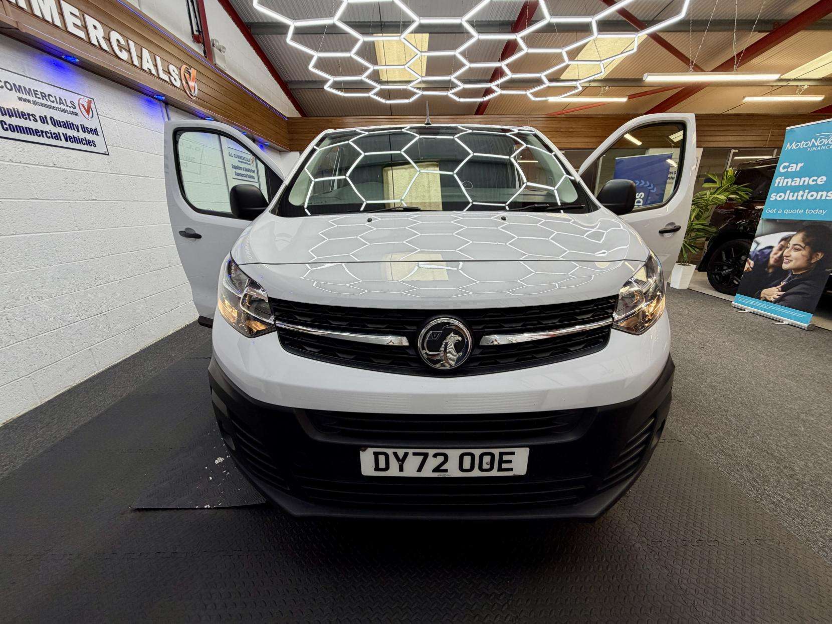 A 2022 VAUXHALL VIVARO 1.5 Turbo D 2900 Dynamic Panel Van 6dr Diesel Manual L2 H1 Euro 6 (s/s) (100 ps) A 2022 VAUXHALL VIVARO 1.5 Turbo D 2900 Dynamic Panel Van 6dr Diesel Manual L2 H1 Euro 6 (s/s) (100 ps)